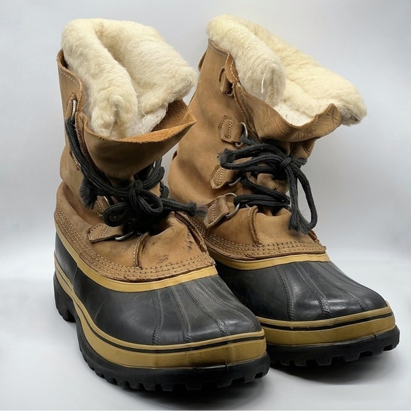 Sorel Caribou Tan & Black Snow Boots - Picture 1 of 12